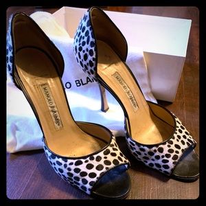 Pony kid print Manolo Blahnik heels